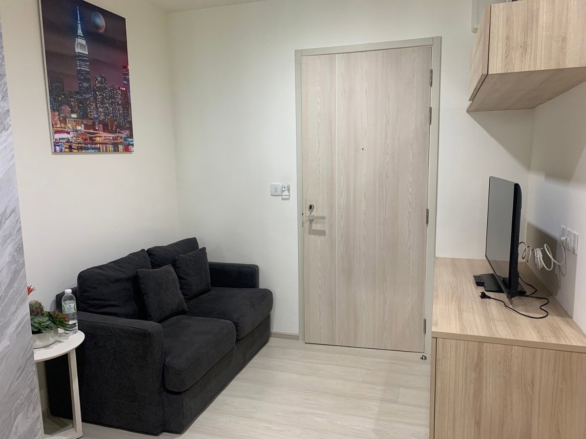 picture For Rent Life Asoke - Near MRT - 1/14