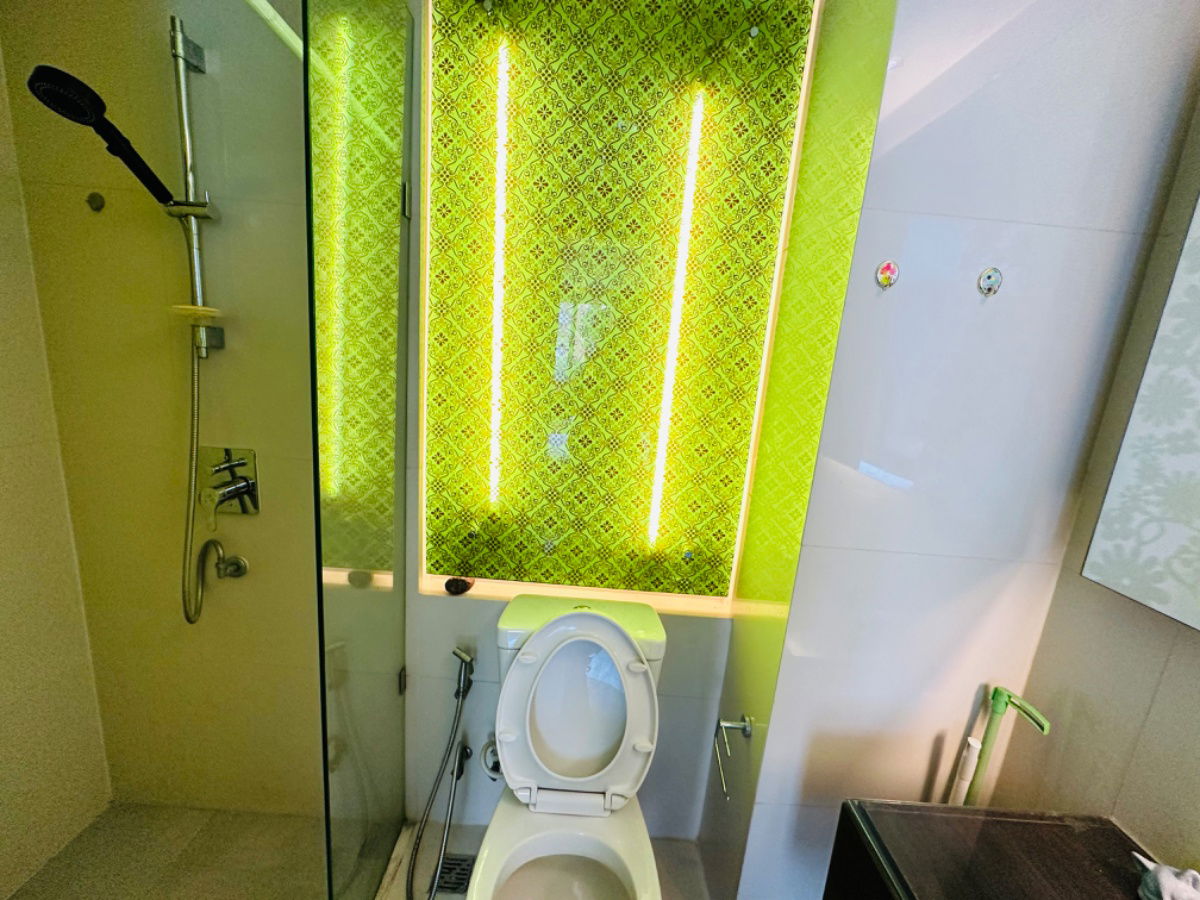 picture GRANDE CARIBBEAN RESORT Pool access  - 17/57