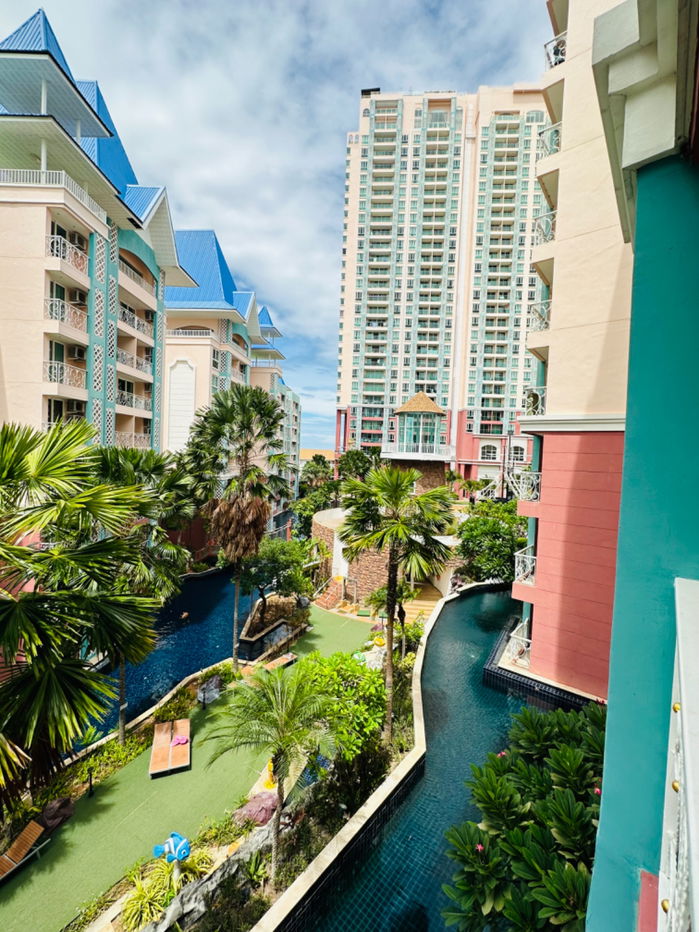 picture GRANDE CARIBBEAN RESORT Pool access  - 50/57