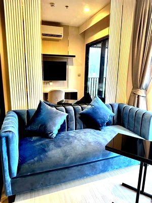 Condos for rent รพ.ตำรวจ : For rent Life Asoke Hype near MRT Rama9