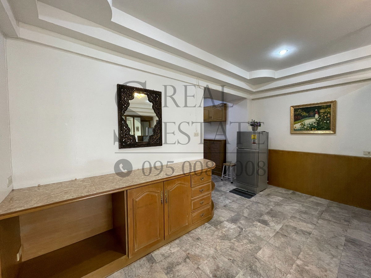 picture 🔥🔥Very good price!! Beautiful room! Spacious room! The owner is kind! Good location! 🔥🔥 Royal Park Phahonyothin 8 - 5/6