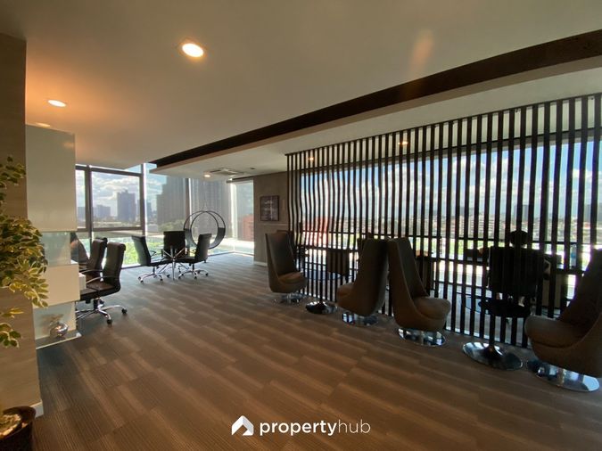 IDEO Sathorn - Thapra
