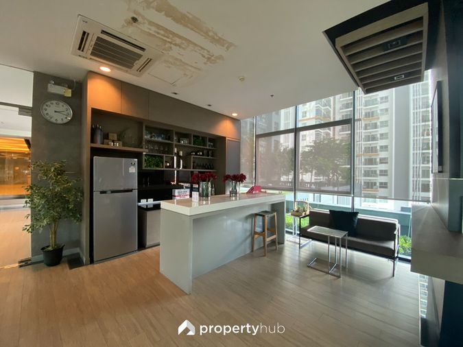 IDEO Sathorn - Thapra