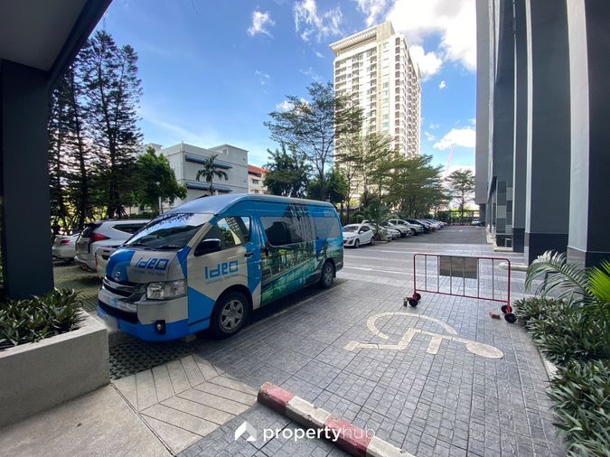 IDEO Sathorn - Thapra