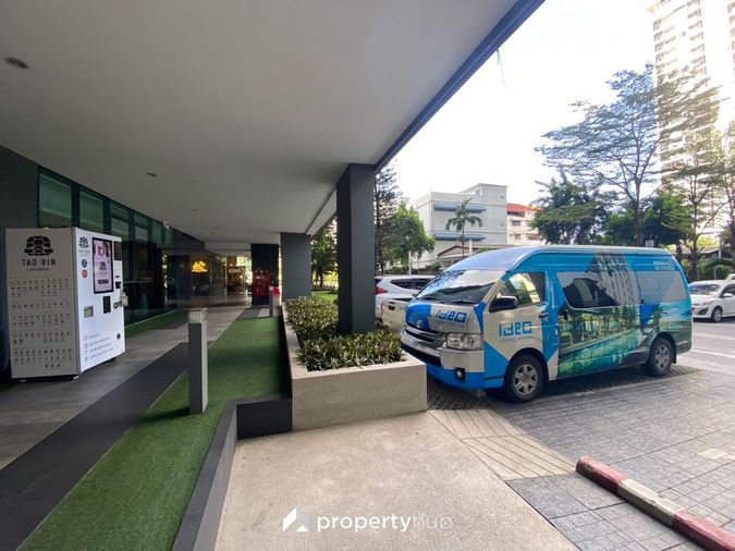 IDEO Sathorn - Thapra