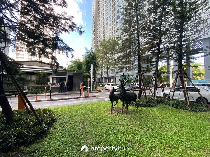 IDEO Sathorn - Thapra