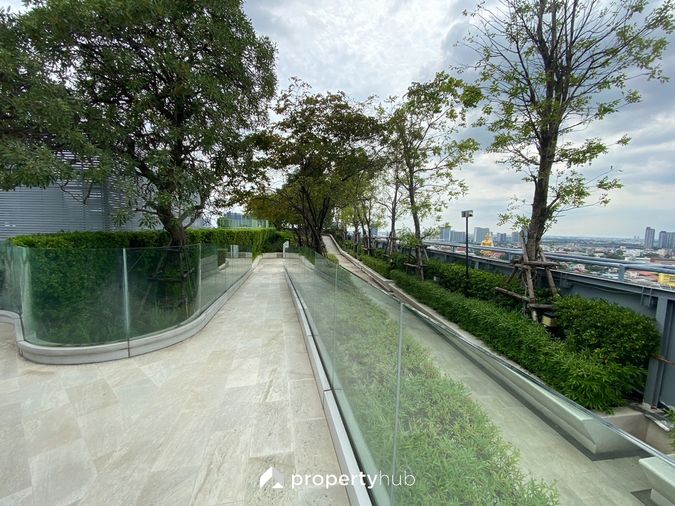 IDEO Tha Phra Interchange