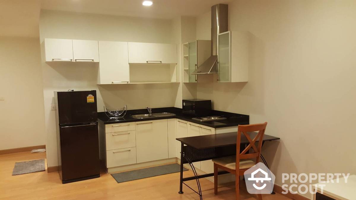 รูป คอนโด สตูดิโอ วิวเมือง at Nusasiri Grand Condominium ใกล้ BTS เอกมัย (ID 697091) - รูปที่ 5/6