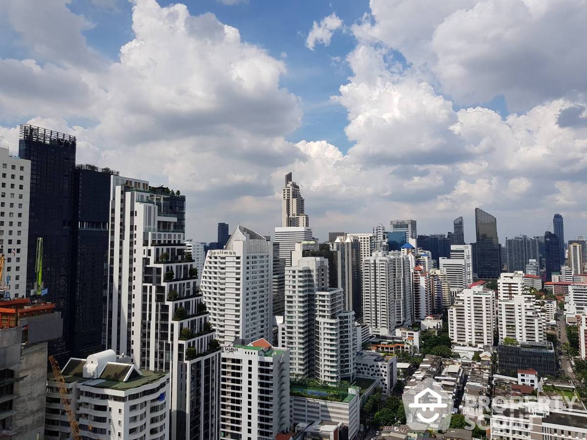picture Spectacular High Rise 1-BR Condo at Edge Sukhumvit 23 near BTS Asok (ID 890184) - 7/15