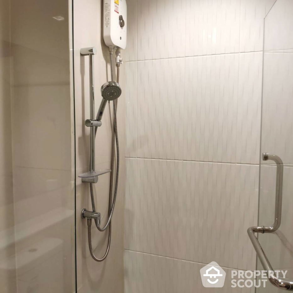 picture 1-BR Condo at Life One Wireless near BTS Phloen Chit (ID 511956) - 11/26