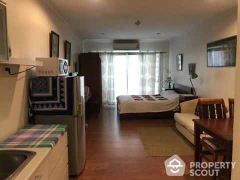 1-BR Condo at Grand Park View Asoke near MRT Sukhumvit (ID 884660)