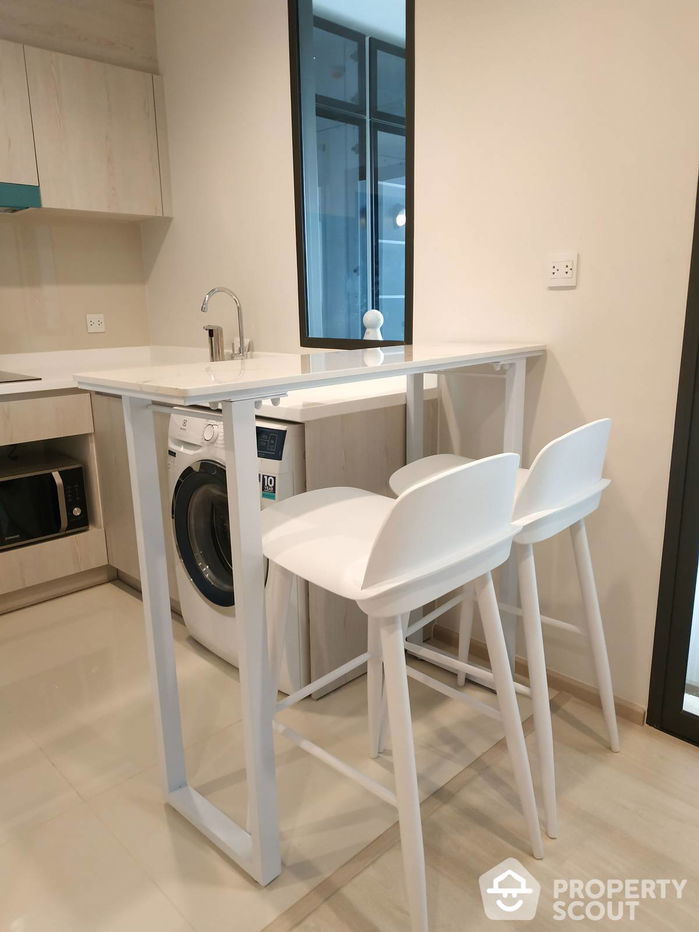 picture 1-BR Condo at Life One Wireless near BTS Phloen Chit (ID 511956) - 4/26