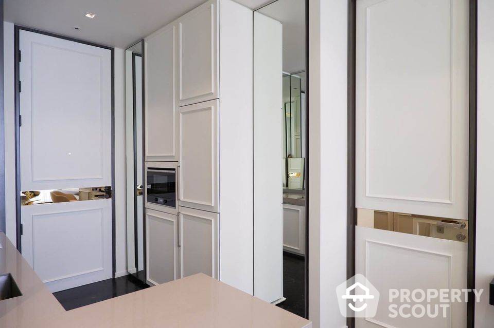 picture 1-BR Condo at 28 Chidlom near BTS Chit Lom (ID 961003) - 3/15