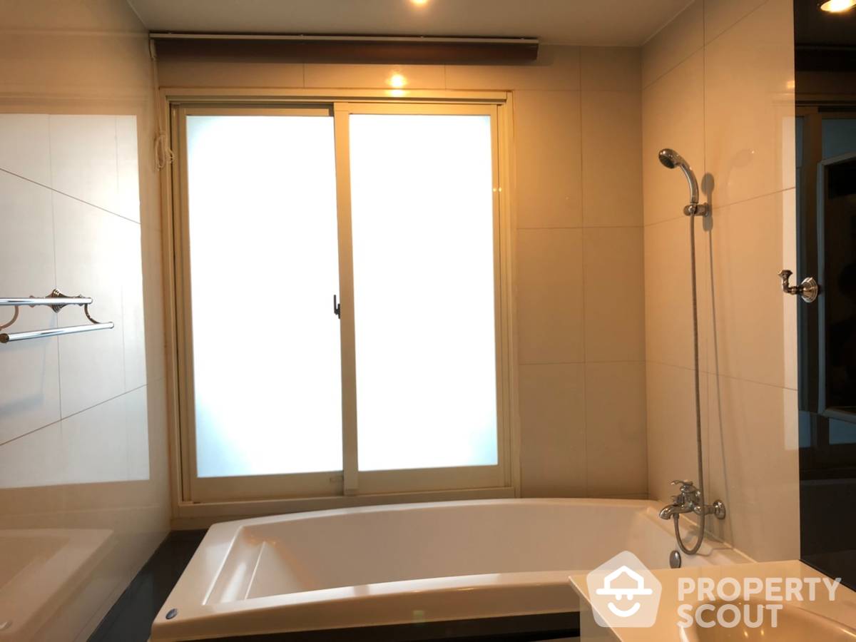 picture 1-BR Condo at The Address Chidlom near BTS Chit Lom (ID 514758) - 14/16