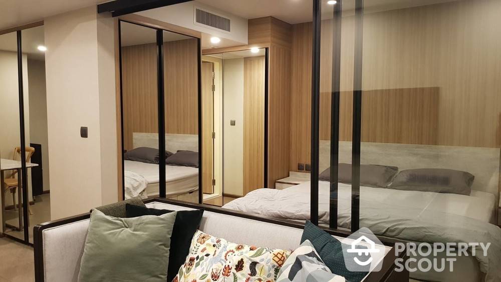 picture 1-BR Condo at Na Vara Residence near BTS Chit Lom (ID 386824) - 11/17