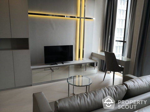 1-BR Condo at Noble Ploenchit near BTS Phloen Chit (ID 556109)