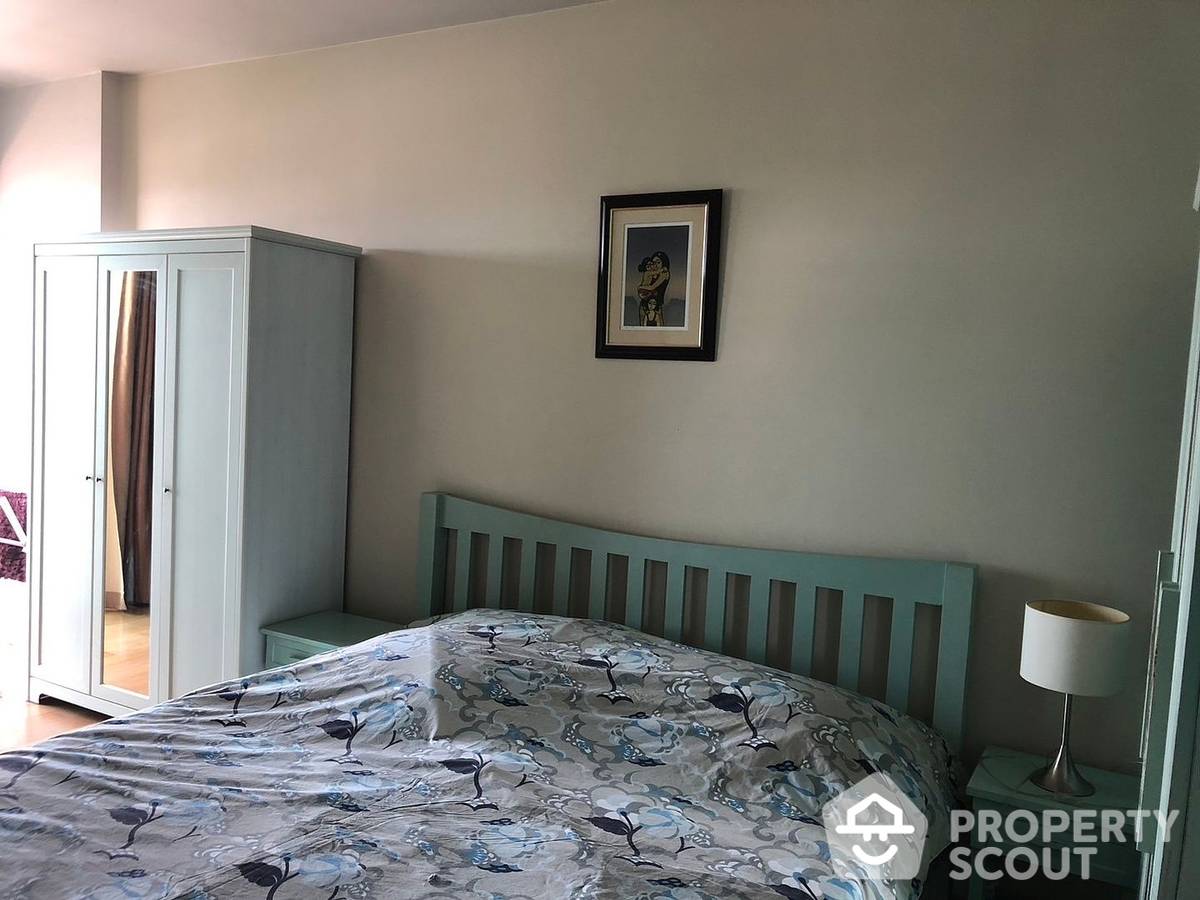 picture 2-BR Condo at Hive Sathorn near BTS Krung Thon Buri (ID 1093014) - 3/14