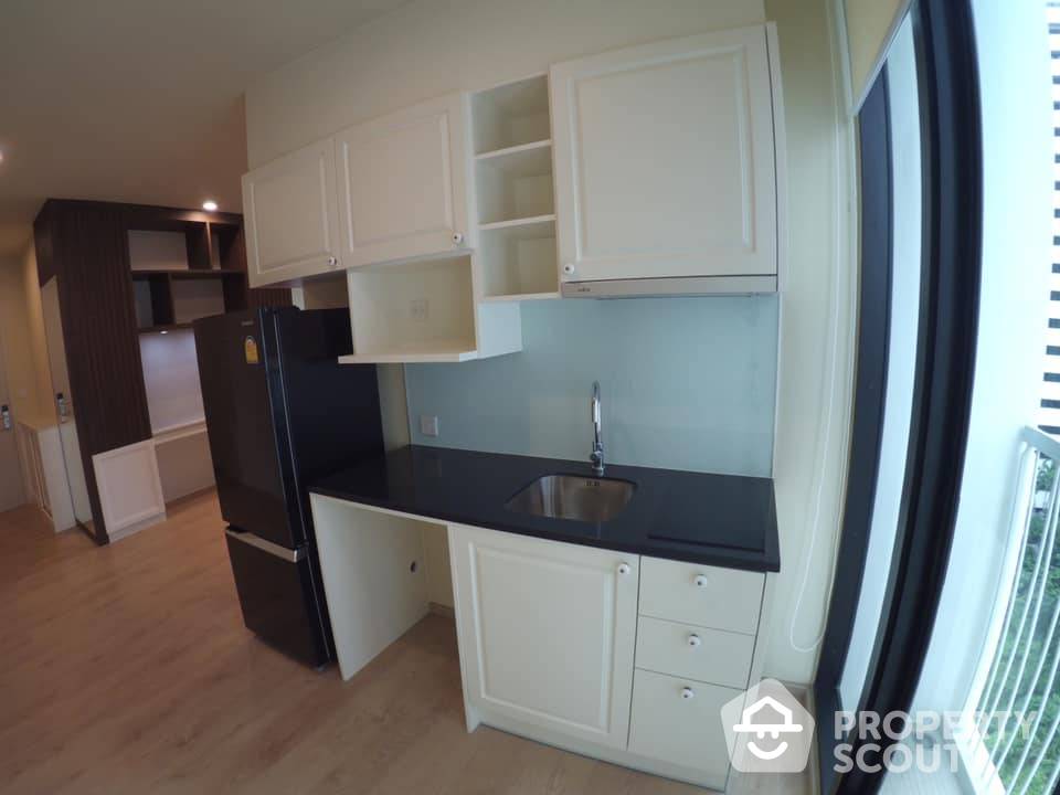 picture 2-BR Condo at Noble Recole Sukhumvit 19 near MRT Sukhumvit (ID 663129) - 11/14