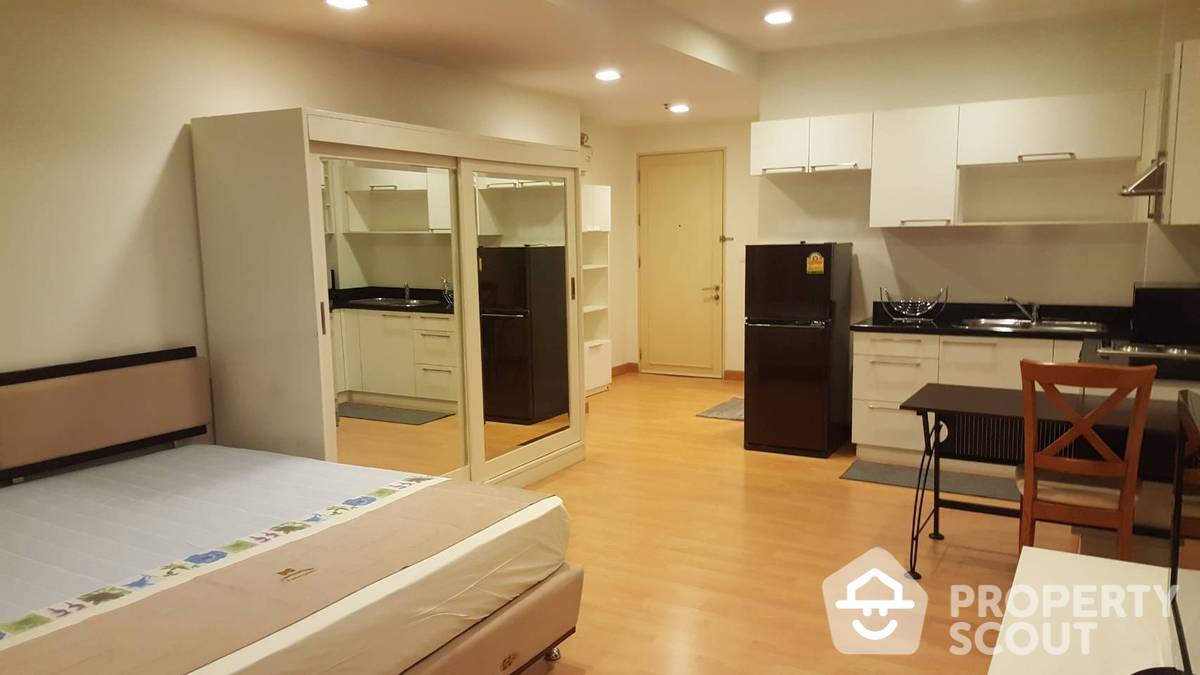 รูป คอนโด สตูดิโอ วิวเมือง at Nusasiri Grand Condominium ใกล้ BTS เอกมัย (ID 697091) - รูปที่ 6/6