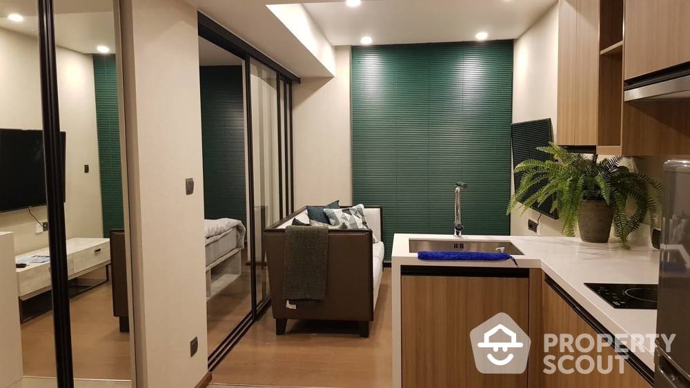 picture 1-BR Condo at Na Vara Residence near BTS Chit Lom (ID 386824) - 10/17
