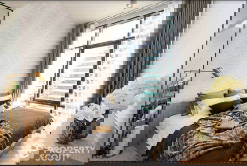 1-BR Condo at The Lofts Asoke near MRT Phetchaburi (ID 659143)