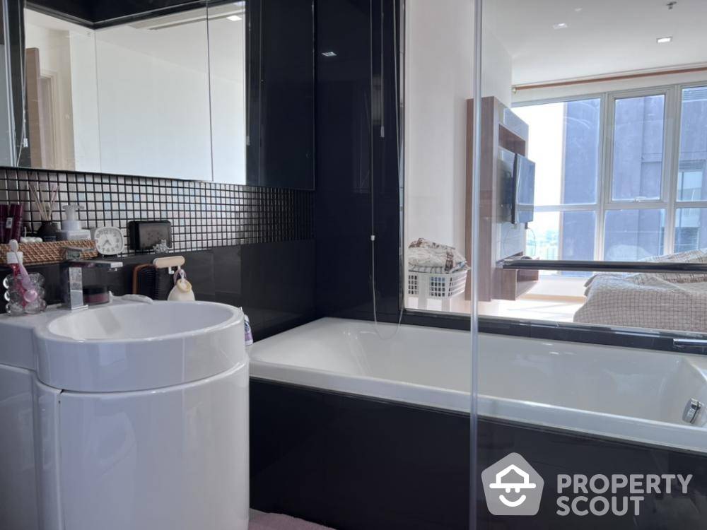 picture 2-BR Condo at Rhythm Sukhumvit 50 near BTS On Nut (ID 1334965) - 8/18