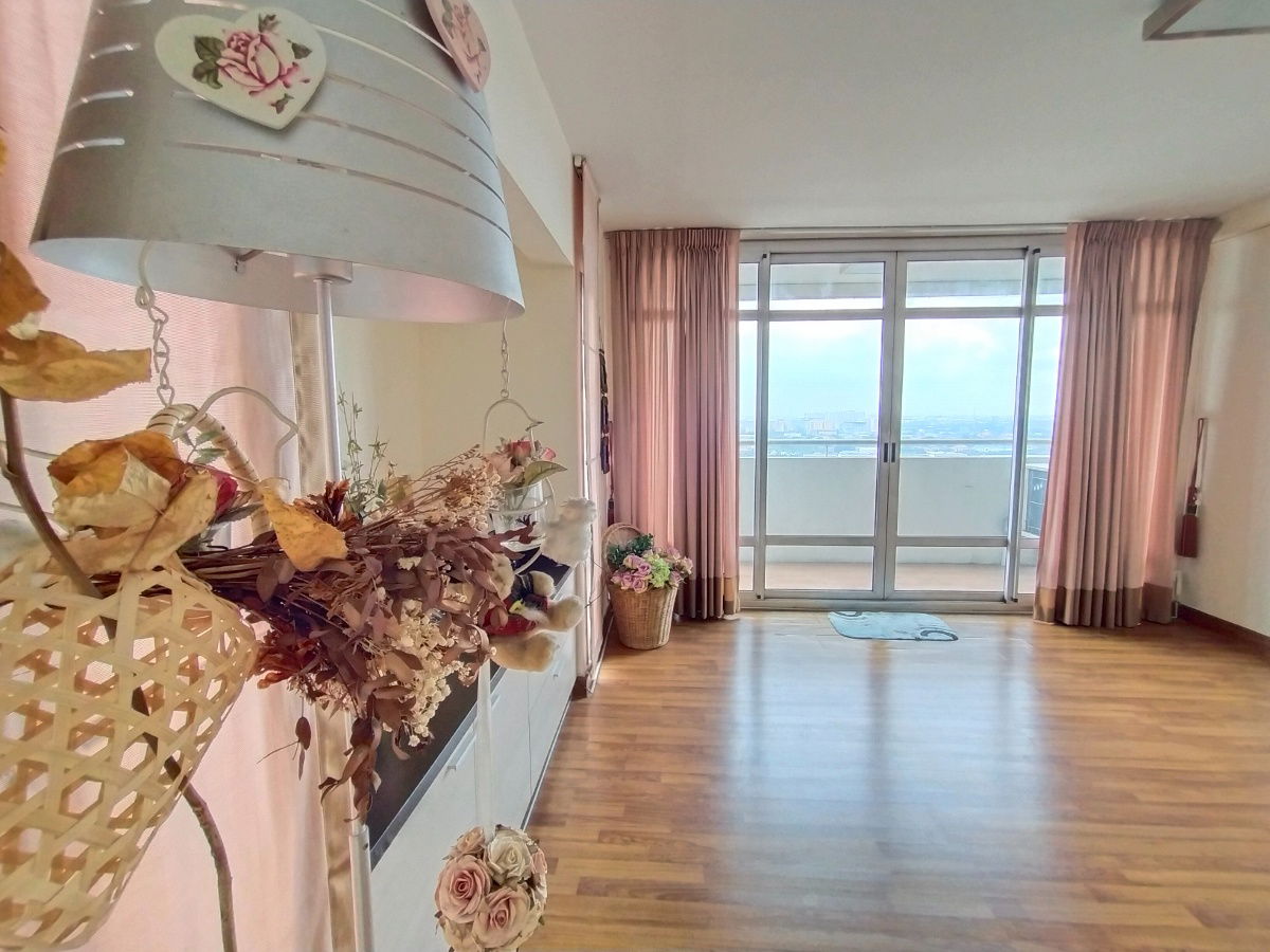 picture For rent Riviera 3, Bond Street near Muang Thong Thani - 5/11