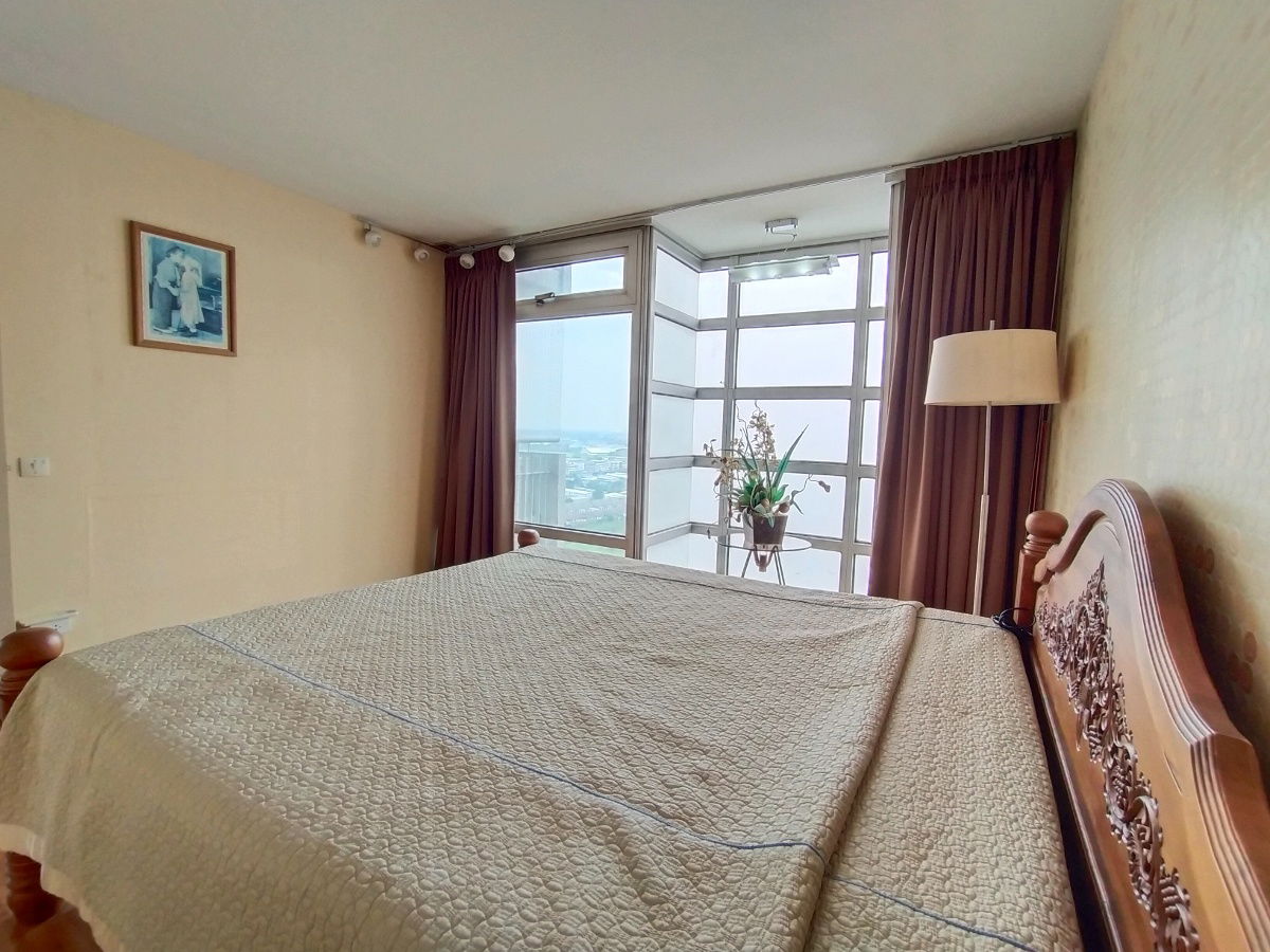 picture For rent Riviera 3, Bond Street near Muang Thong Thani - 3/11