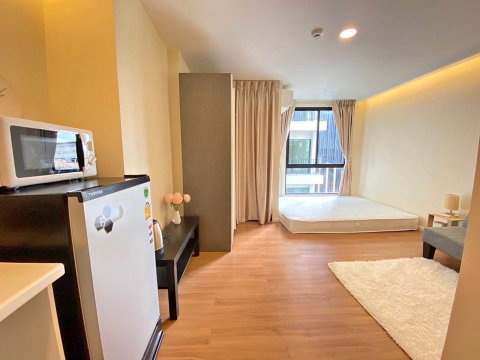Modern Condo The Forest   For Rent