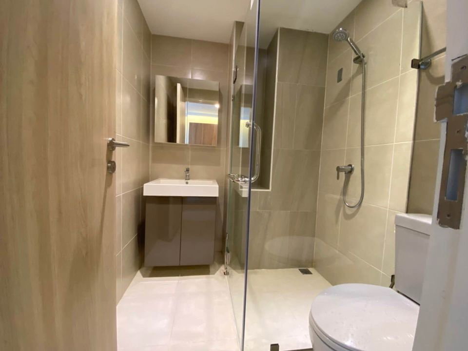 picture Modern Condo The Forest   For Rent - 4/7