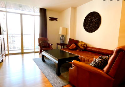 Condos for rent Central Silom : for rent Urbana Sathon. 1bed 70sqm. Line id: @pfagent