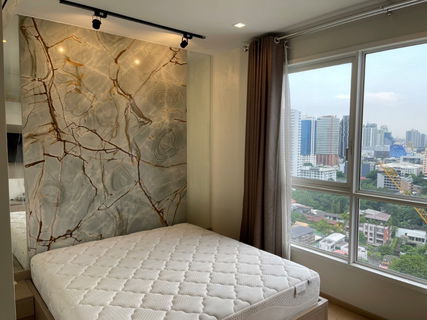 Tel. 064-992-8997 Condo HQ Thonglor @BTS Thong Lo, 50 sq.m 1 Bedroom 22nd floor, Clear View, Fully furnished