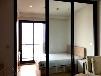 Condos for sale : Condo for sale M Jatujak fully furnished.