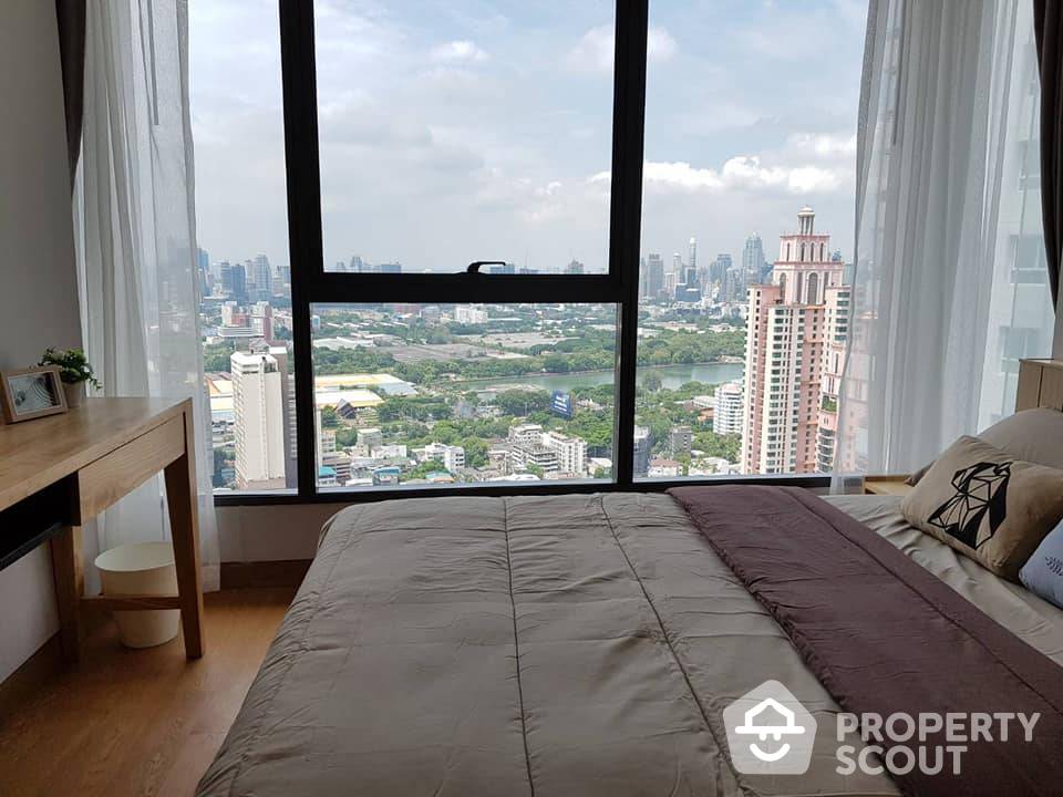 picture 2-BR Condo at The Lumpini 24 near BTS Phrom Phong (ID 825695) - 2/6