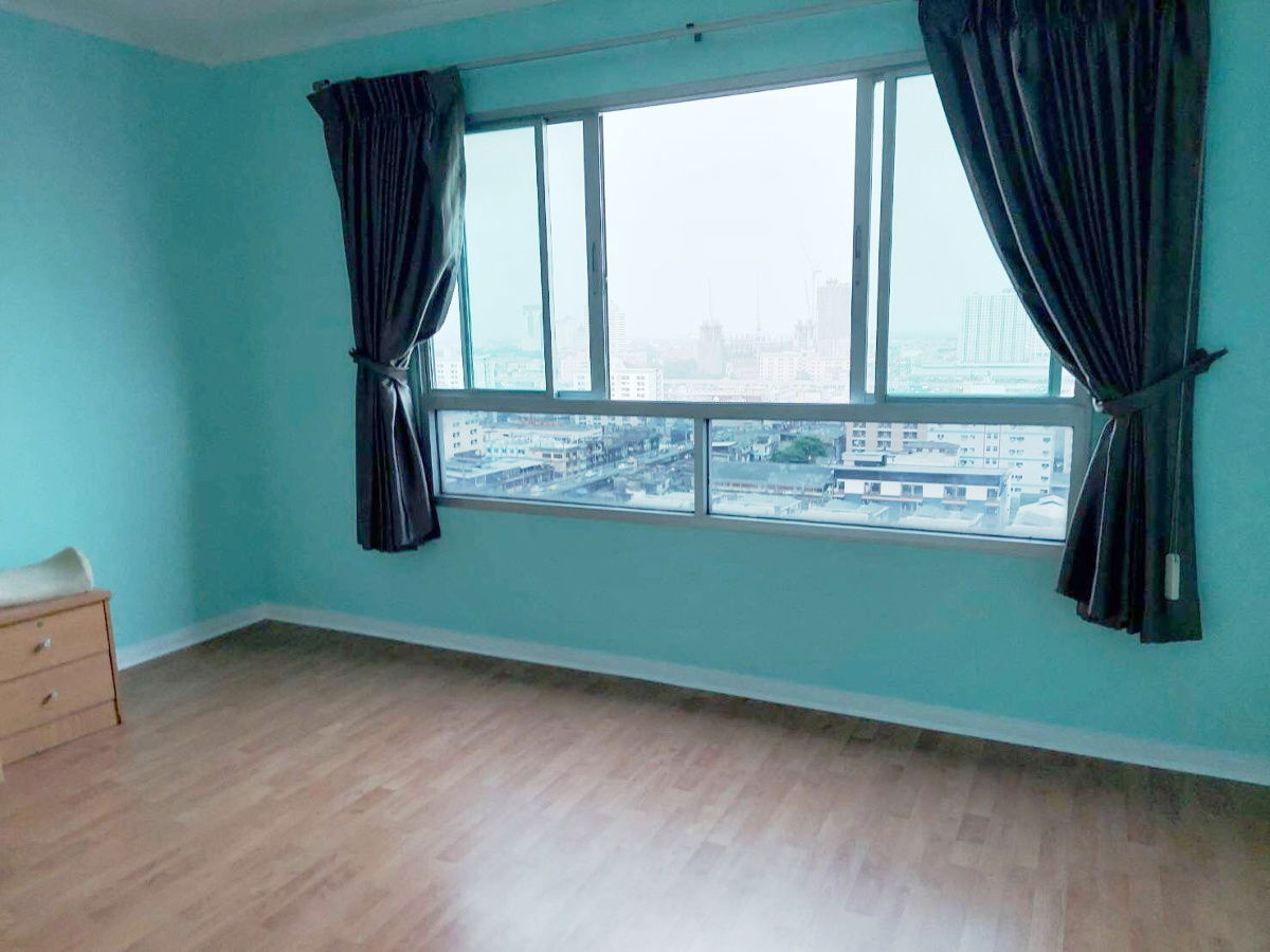 รูป LP44204 ลุมพินี ราม44 One Bed 41 ตรม ชั้น 16 วิวสระ 10,000 บ. 064-959-8900 - รูปที่ 3/13