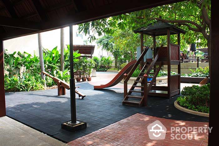 picture 2-BR Condo at Sathorn Gardens near MRT Si Lom (ID 881847) - 6/6