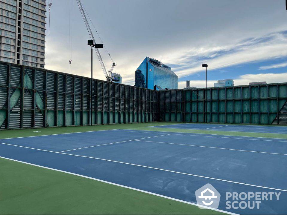 picture 2-BR Condo at Sathorn Gardens near MRT Si Lom (ID 881847) - 4/6