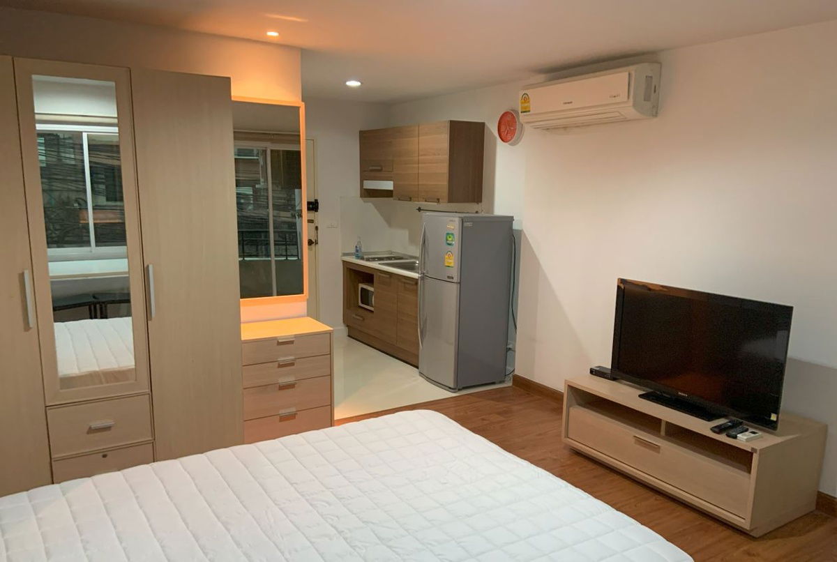 รูป ให้เช่า ห้องชุด สุรวงศ์ ซิตี้ รีสอร์ท ห้องstudio 12,000บาท/เดือน - รูปที่ 2/6