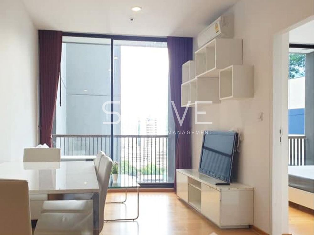 รูป Quiet Corner Unit 1 Bed High Fl. 20+ Close to BTS Surasak 160 m. / Condo For Sale-Noble Revo Silom - รูปที่ 2/8
