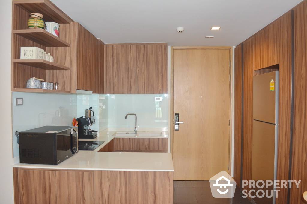 รูป คอนโด 2 นอน at Via 31 ใกล้ MRT สุขุมวิท (ID 513260) - รูปที่ 2/8