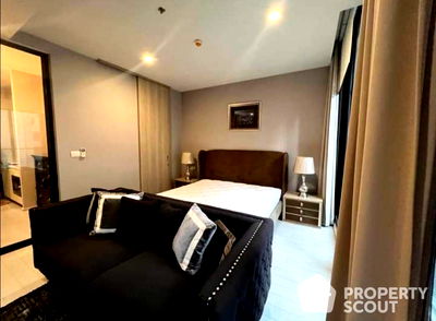 Condos for sale รพ.ตำรวจ : 1-BR Condo at Noble Ploenchit near BTS Phloen Chit (ID 1347307)