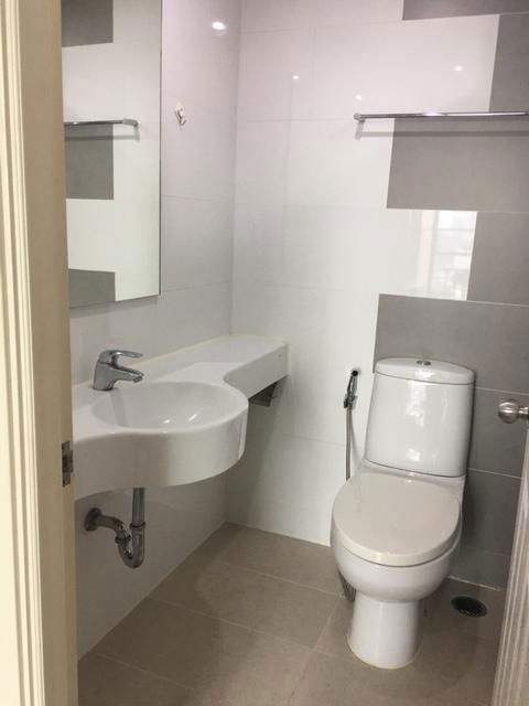 รูป ให้เช่าคอนโด LPN พระราม 4-กล้วยน้ำไท ติด ม.กรุงเทพ ใกล้สถานี BTS เอกมัย ขนาด 29 ตรม. 1 ห้องนอน 1 ห้องน้ำ 1 ห้องนั่งเล่น มีเครื่องซักผ้าฝาหน้า - รูปที่ 10/10