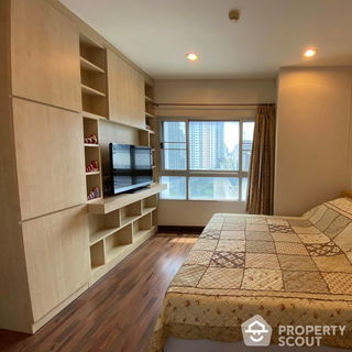 2-BR Condo at Q House Sathorn near BTS Krung Thon Buri (ID 593484)