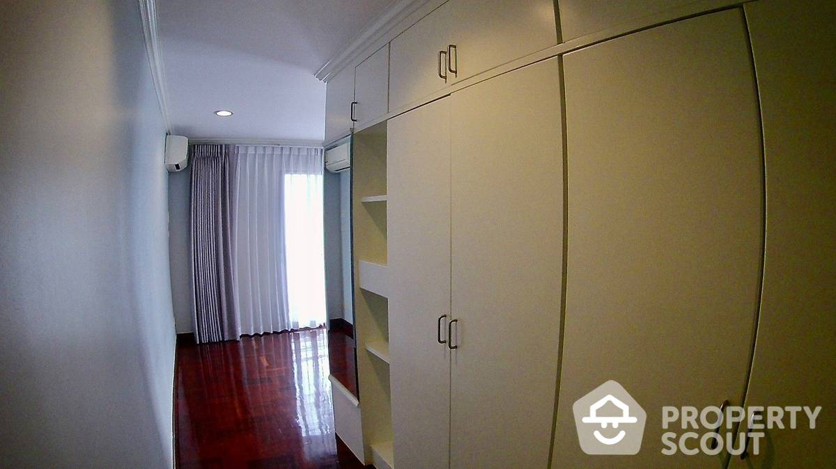 picture 3-BR Condo at Richmond Palace Condominium near BTS Phrom Phong (ID 1369444) - 11/18