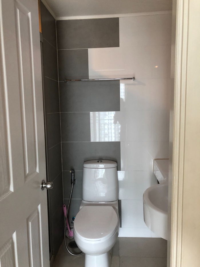 รูป G0050 ให้เช่า ลุมพินี พระราม4 กล้วยน้ำไท ชั้น14 ขนาด28 ตรม. มีเครื่องซักผ้า แอร์2ตัว    - รูปที่ 5/19