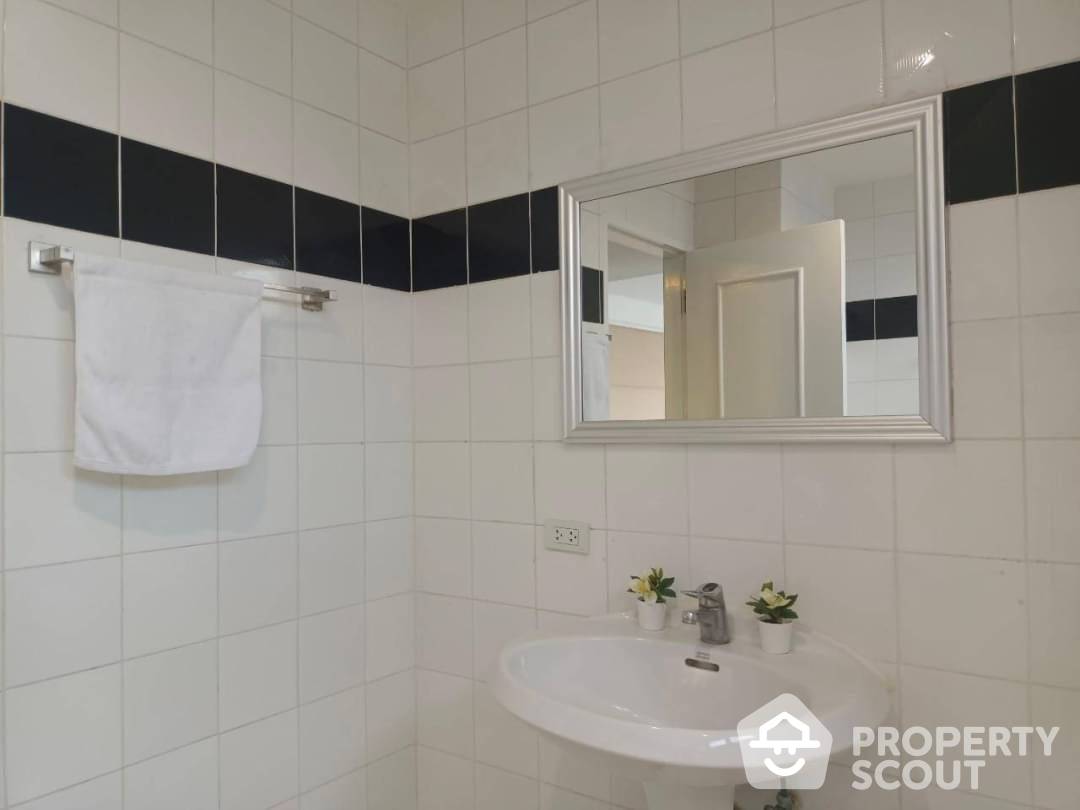 รูป คอนโด 3 นอน at The Waterford Park Sukhumvit 53 Condominium ใกล้ BTS ทองหล่อ (ID 985418) - รูปที่ 13/18
