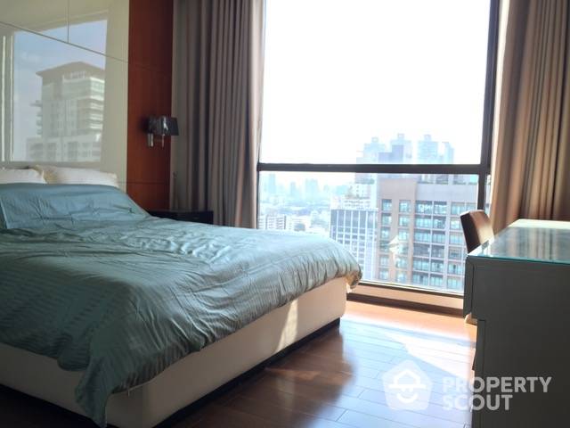 picture 2-BR Condo at The Address Sukhumvit 28 near BTS Phrom Phong (ID 438772) - 2/3