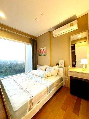 Condos for rent University of the Thai Chamber of Commerce : Nice room 1B1B The Saint Residences ==== LineID : @Homelisting (with@ Ahead)