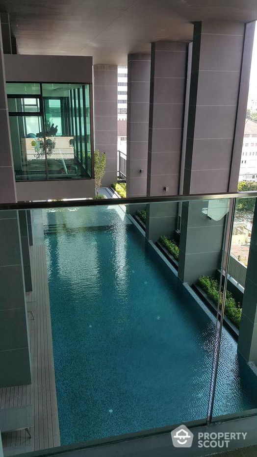 รูป คอนโด 2 นอน ชั้นสูง at The Capital Eakamai-Thonglor ใกล้ ARL รามคำแหง (ID 392925) - รูปที่ 6/22