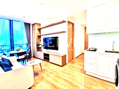 Condos for rent : Nice Room 2 Beds with Bathtub High Fl. 20+ Good Location BTS Phrom Phong 500 m. / Condo For Rent-Noble BE33